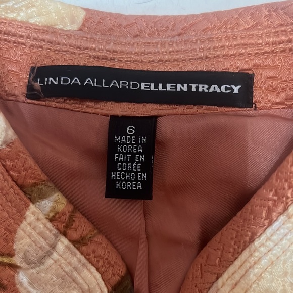 Absolutely beautiful open jacket. - Picture 7 of 7